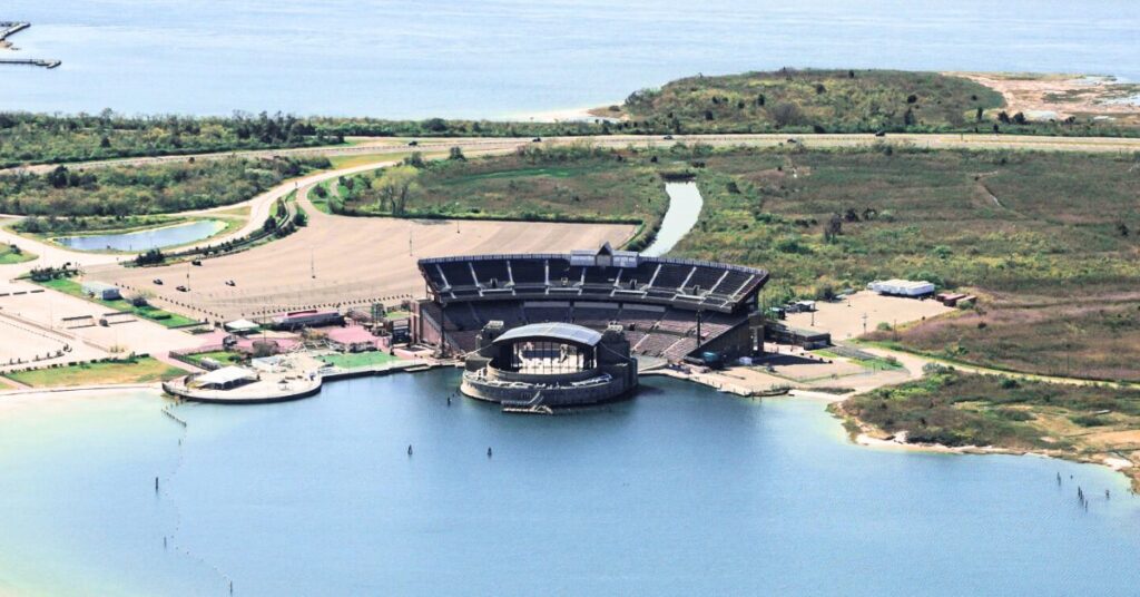 Live Music In Nassau County - Northwell at Jones Beach Theater